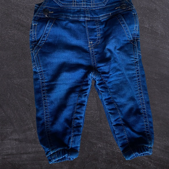 Baby B’gosh Denim overalls 6M barely worn - Picture 3 of 3